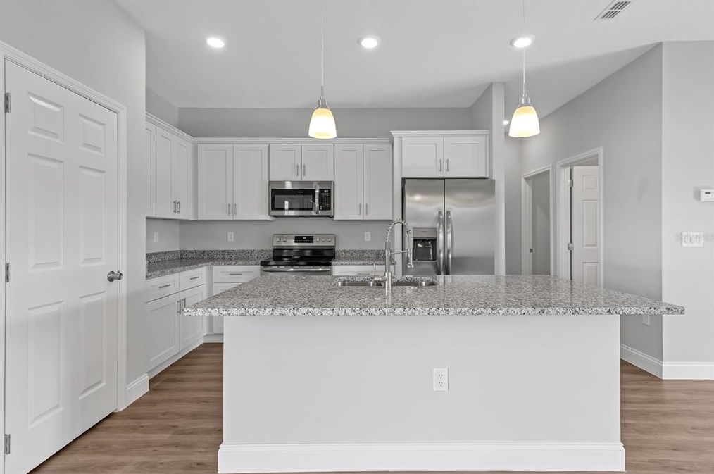 779 Marion Oaks Mnr, Ocala FL  34473-5408 exterior