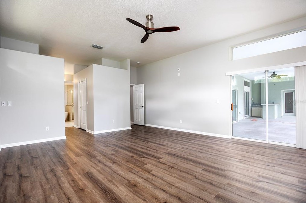 290 Leslie Ln, Lake Mary FL 32746-3845 exterior