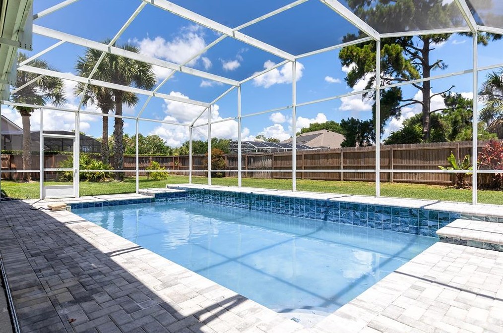 290 Leslie Ln, Lake Mary FL 32746-3845 exterior