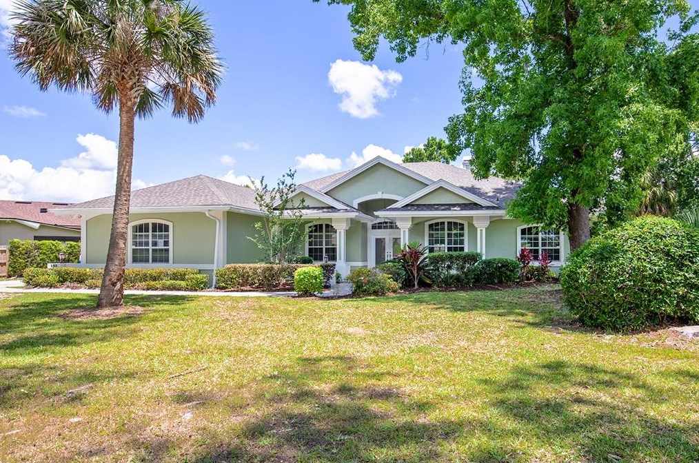 290 Leslie Ln, Lake Mary, FL 32746
