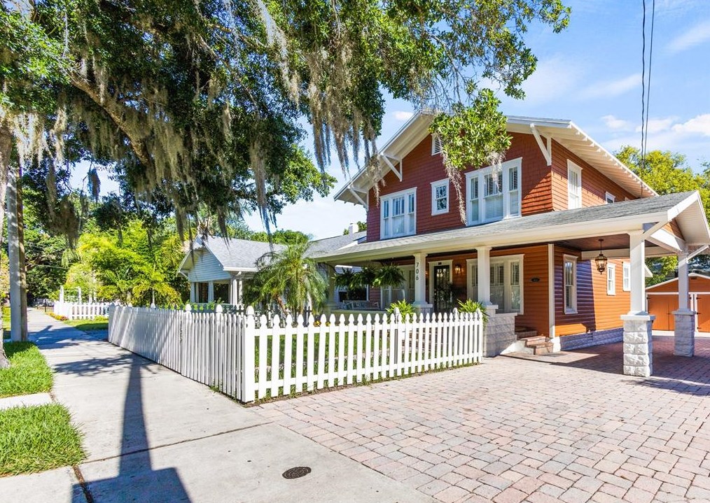 706 Central Blvd, Orlando, FL 32801-2919