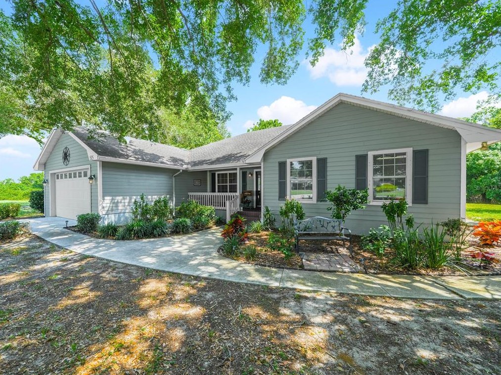 515 Lake Mariam Terrace, Winter Haven, FL 33884