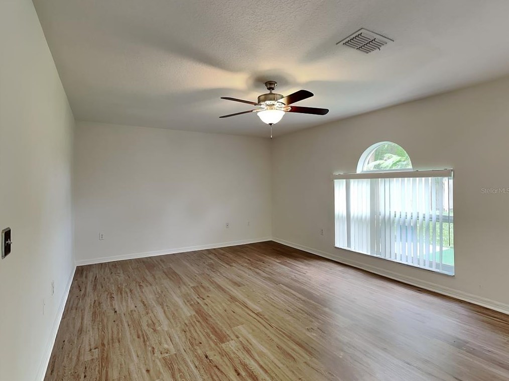 325 Fairfield Dr, Sanford, FL 32771