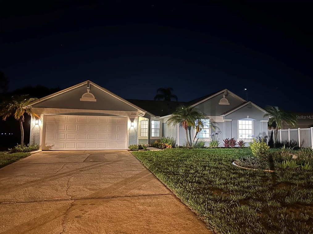 2532 Logandale Dr, Orlando, FL 32817-4714