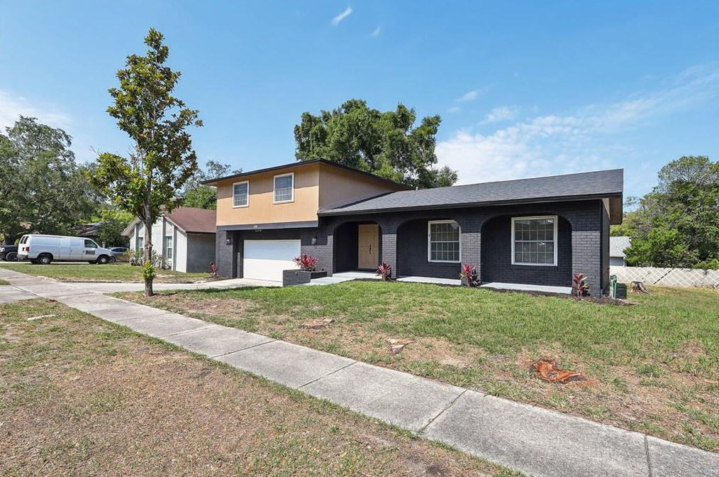 2244 Menomonee Ct, Orlando, FL 32818-5205