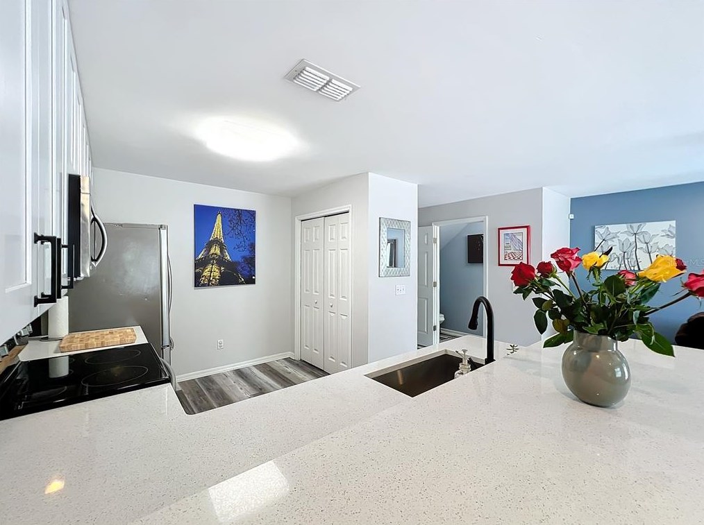 13019 Lexington Summit St, Orlando FL  32828-4309 exterior