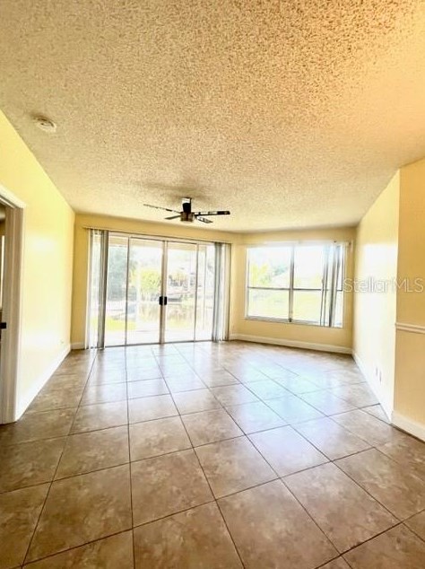 2656 Emerald Lake Ct, Kissimmee, FL 34744-4990