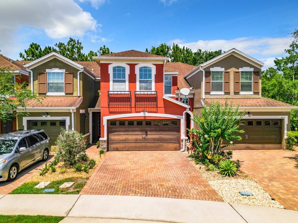 9469 Tawnyberry St, Orlando, FL 32832-5662