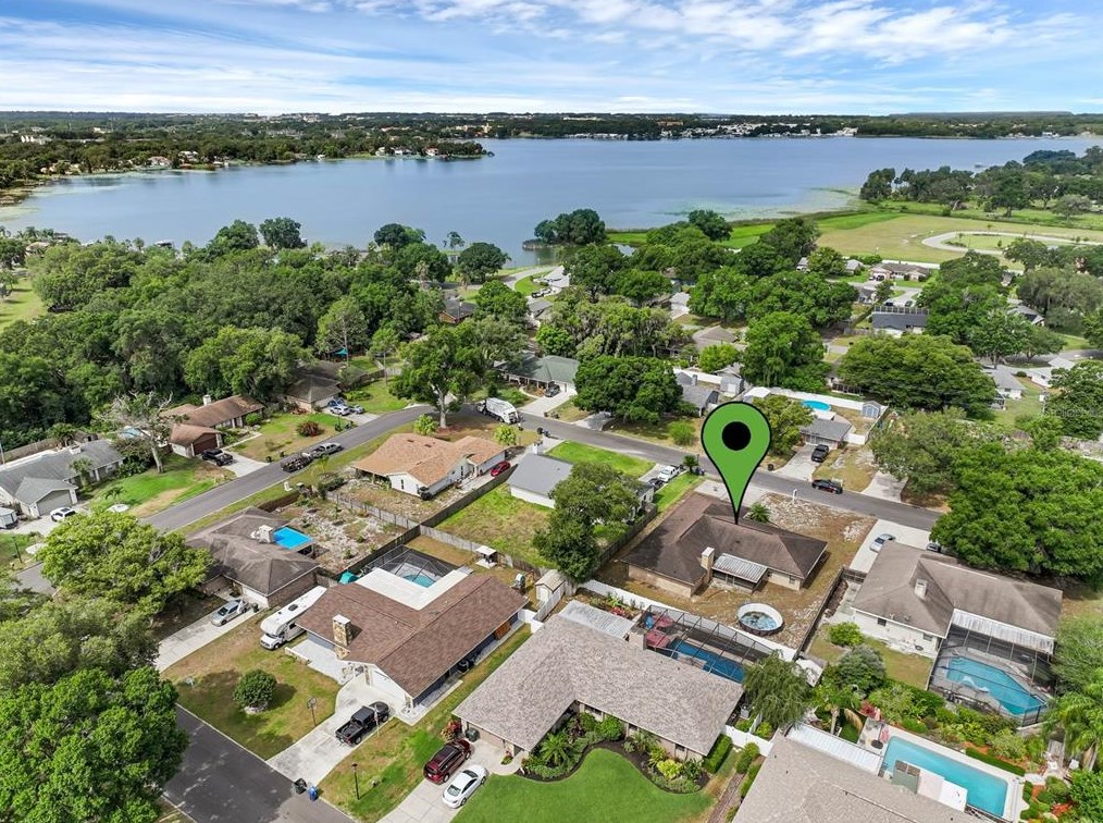 5441 Houston Dr, Lakeland FL  33809-4266 exterior