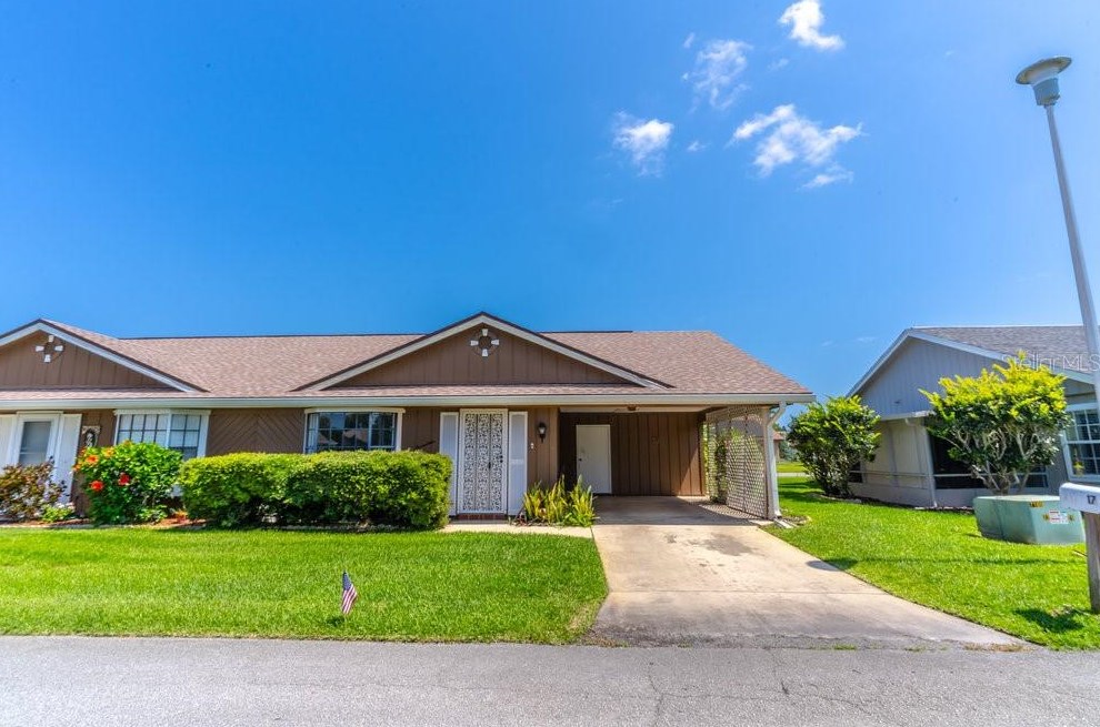 17 Putter Ln, New Smyrna, FL 32168-6142