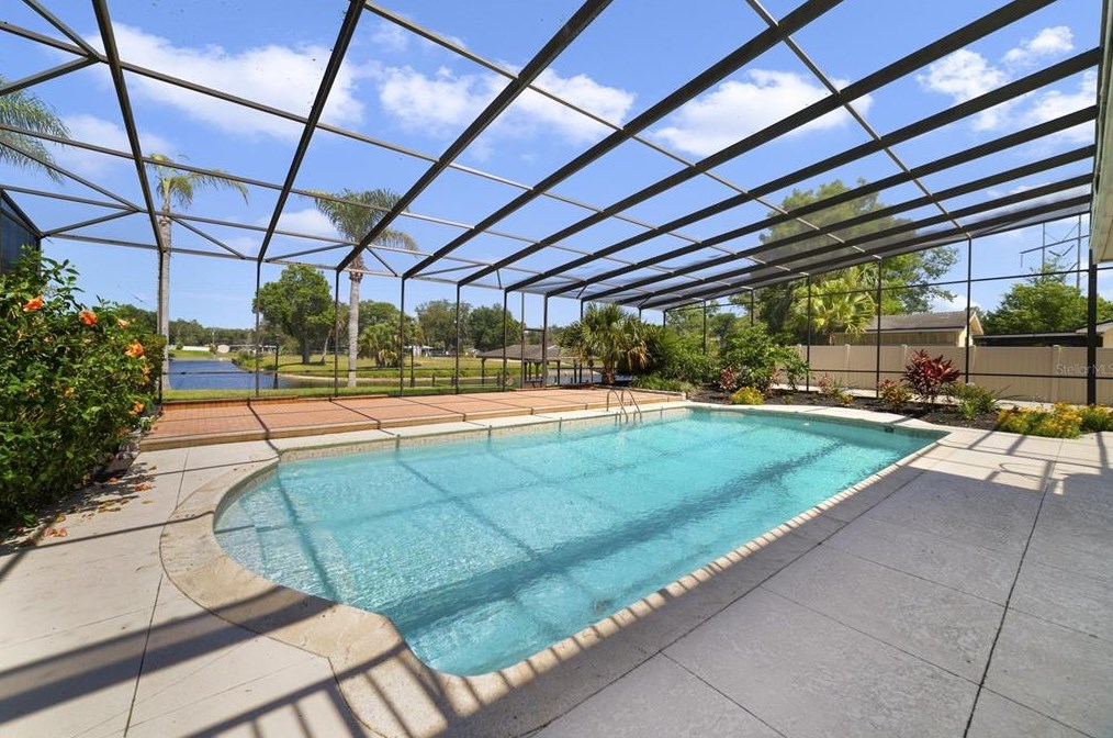 2391 Westwood Dr, Longwood FL  32779-4731 exterior