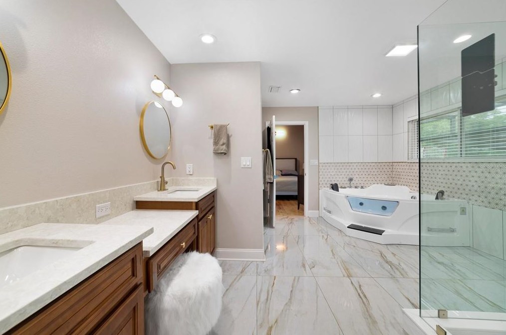 2391 Westwood Dr, Longwood FL  32779-4731 exterior