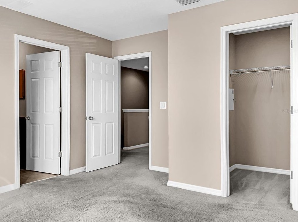 7086 Towne Lake Rd, Riverview FL  33578-8403 exterior