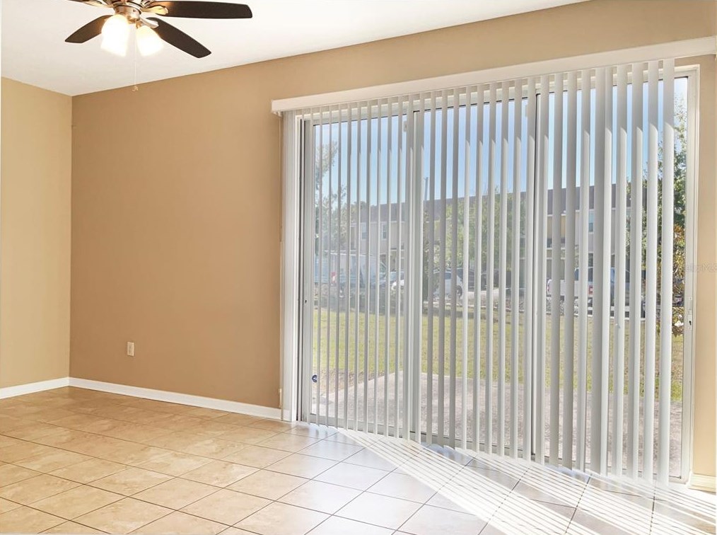 7086 Towne Lake Rd, Riverview FL  33578-8403 exterior