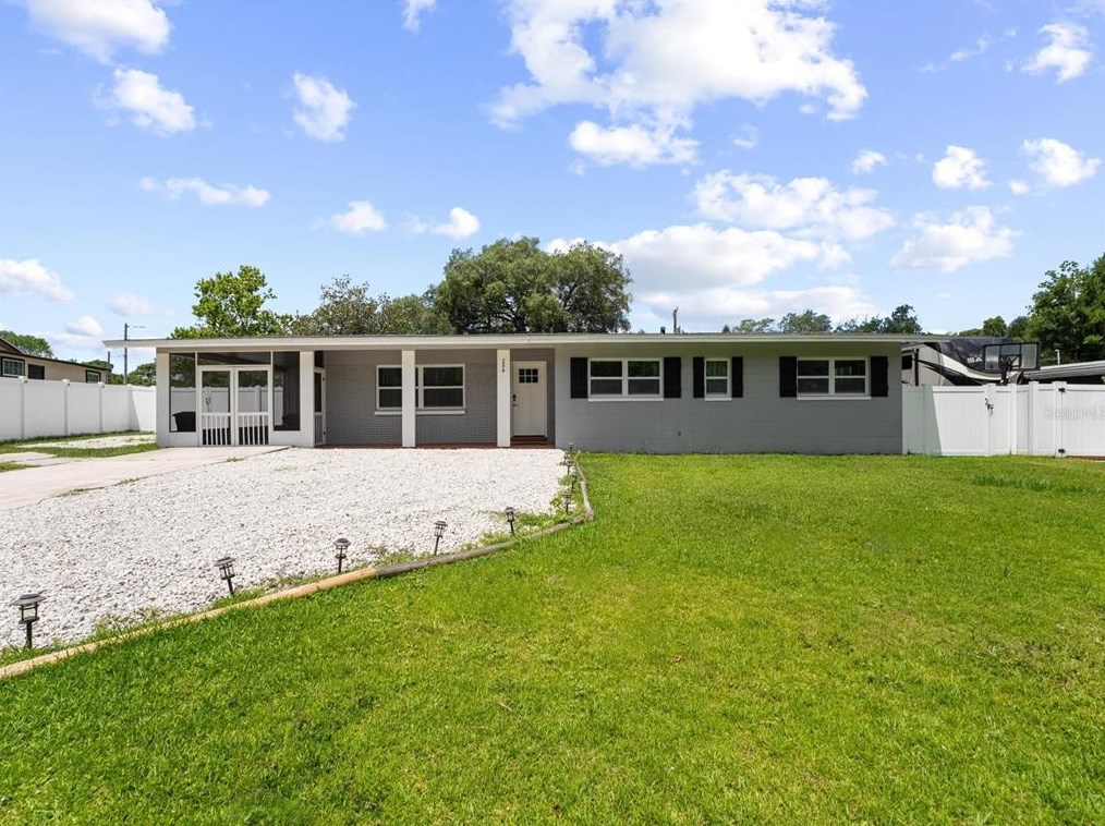 206 Temple Dr, Sanford, FL 32771