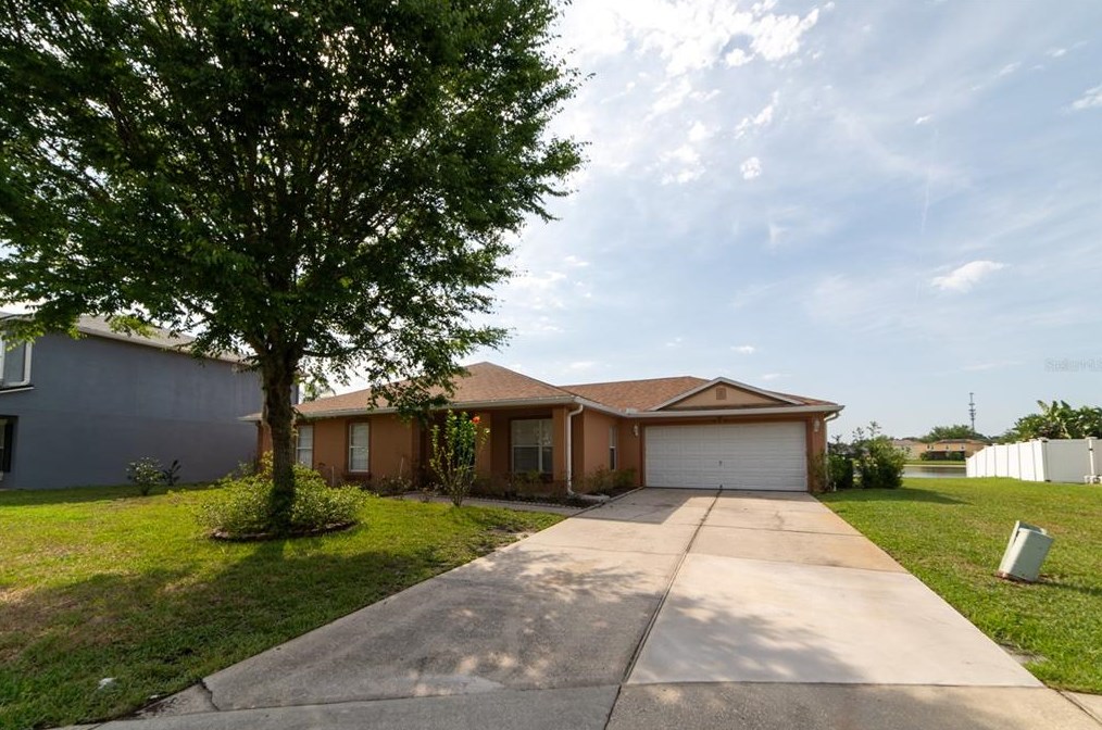 14329 Waterford Chase Pkwy, Orlando, FL 32828-6612