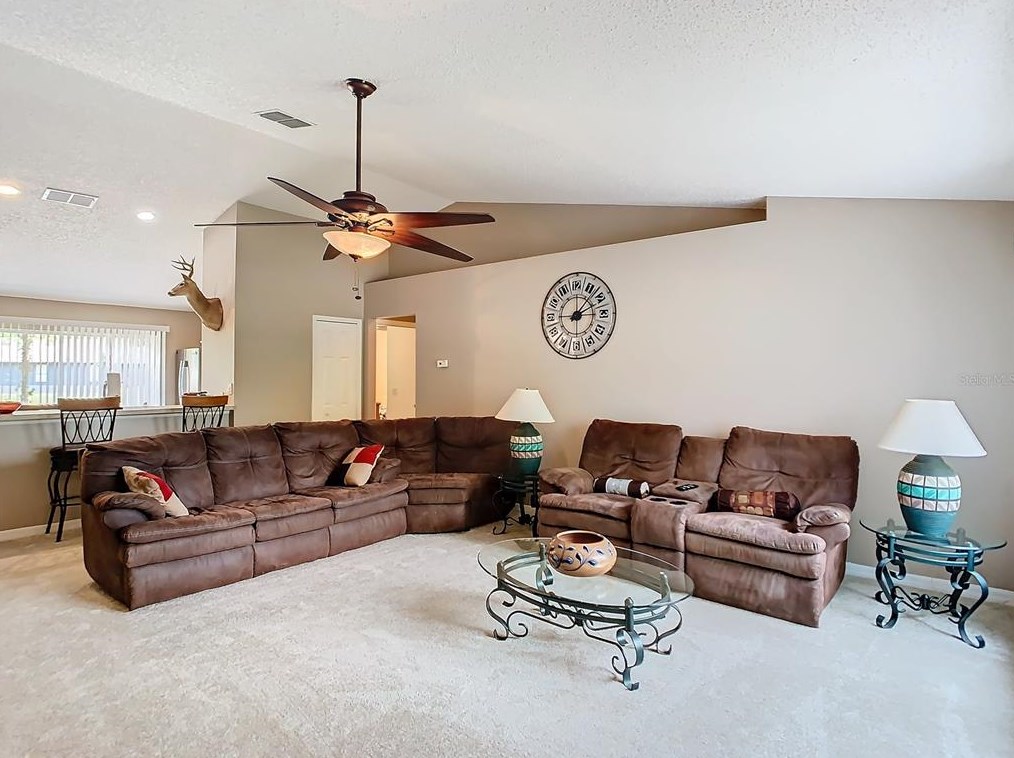 1904 Van Allen Cir, Deltona, FL 32738-4372