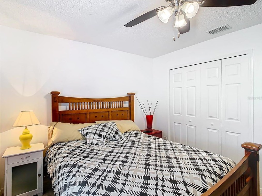 1904 Van Allen Cir, Deltona FL  32738-4372 exterior