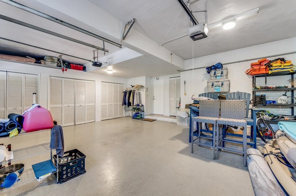 137 Marina Bay Dr, New Smyrna FL 32169-5318 exterior