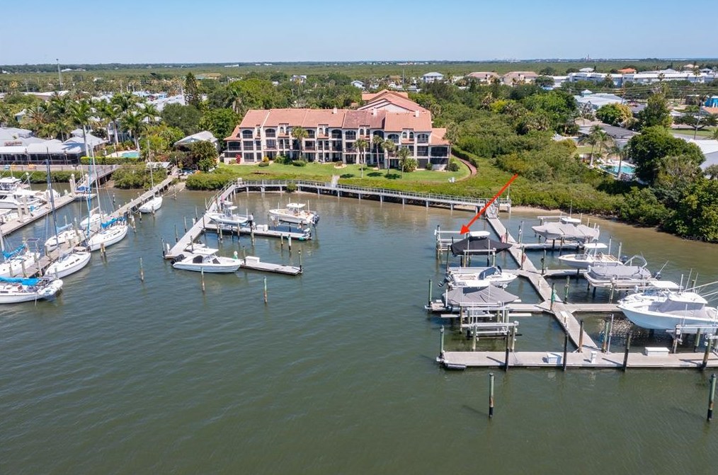 137 Marina Bay Dr, New Smyrna FL 32169-5318 exterior