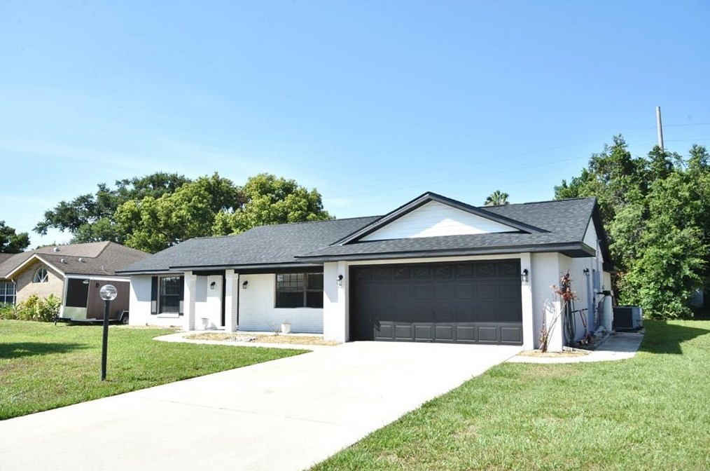 1374 Woodbine Ave, Deltona, FL 32725