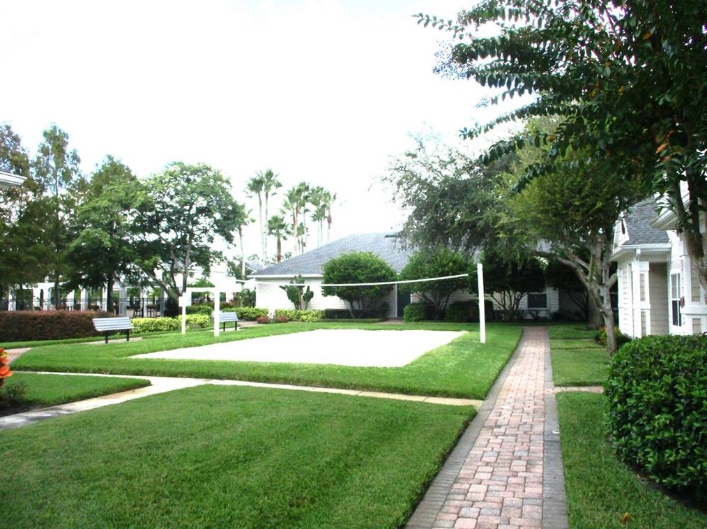 304 Southern Pecan Cir, Winter Garden FL  34787-6319 exterior