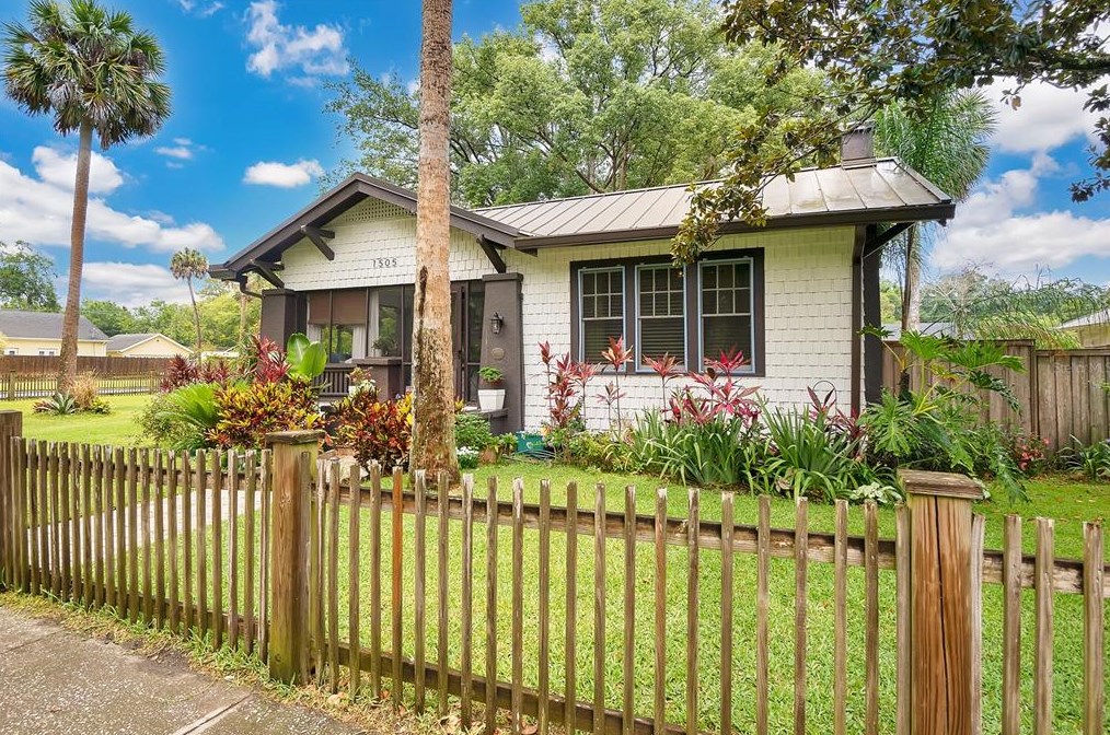 1505 Palmetto Ave, Sanford FL  32771-3459 exterior