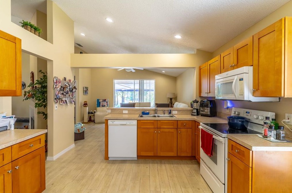 526 Manderley Run, Lake Mary FL  32746-2614 exterior