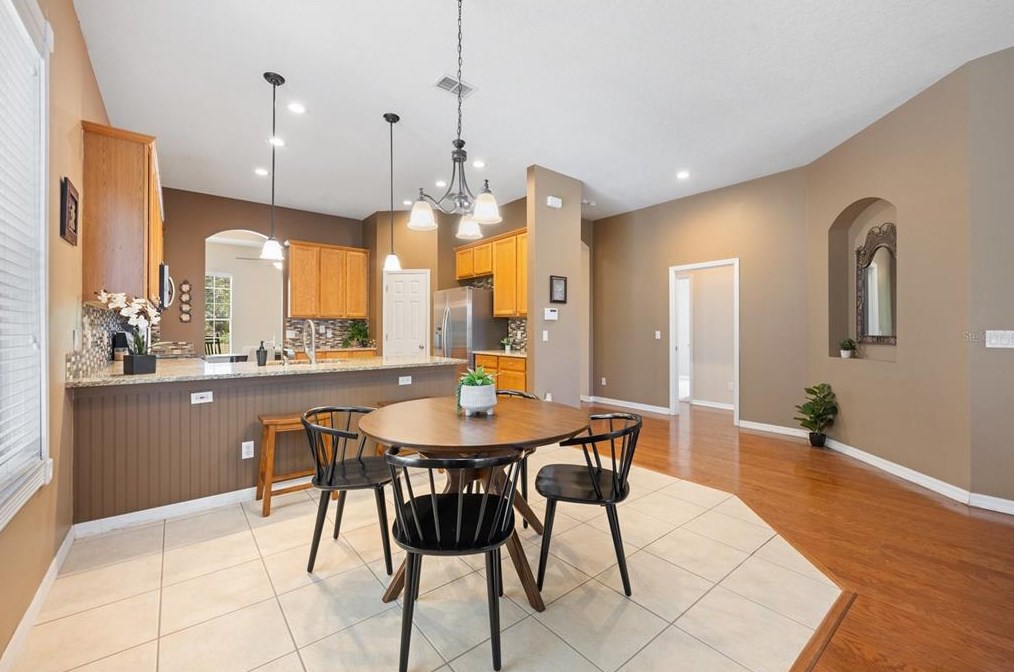 130 Avery Lake Dr, Casselberry FL  32708-5185 exterior