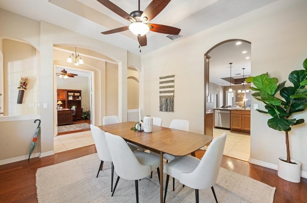 130 Avery Lake Dr, Casselberry FL  32708-5185 exterior