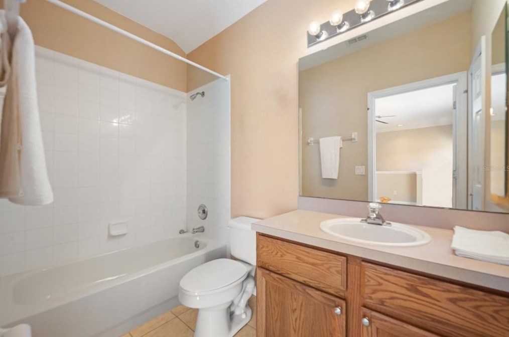 130 Avery Lake Dr, Casselberry FL  32708-5185 exterior