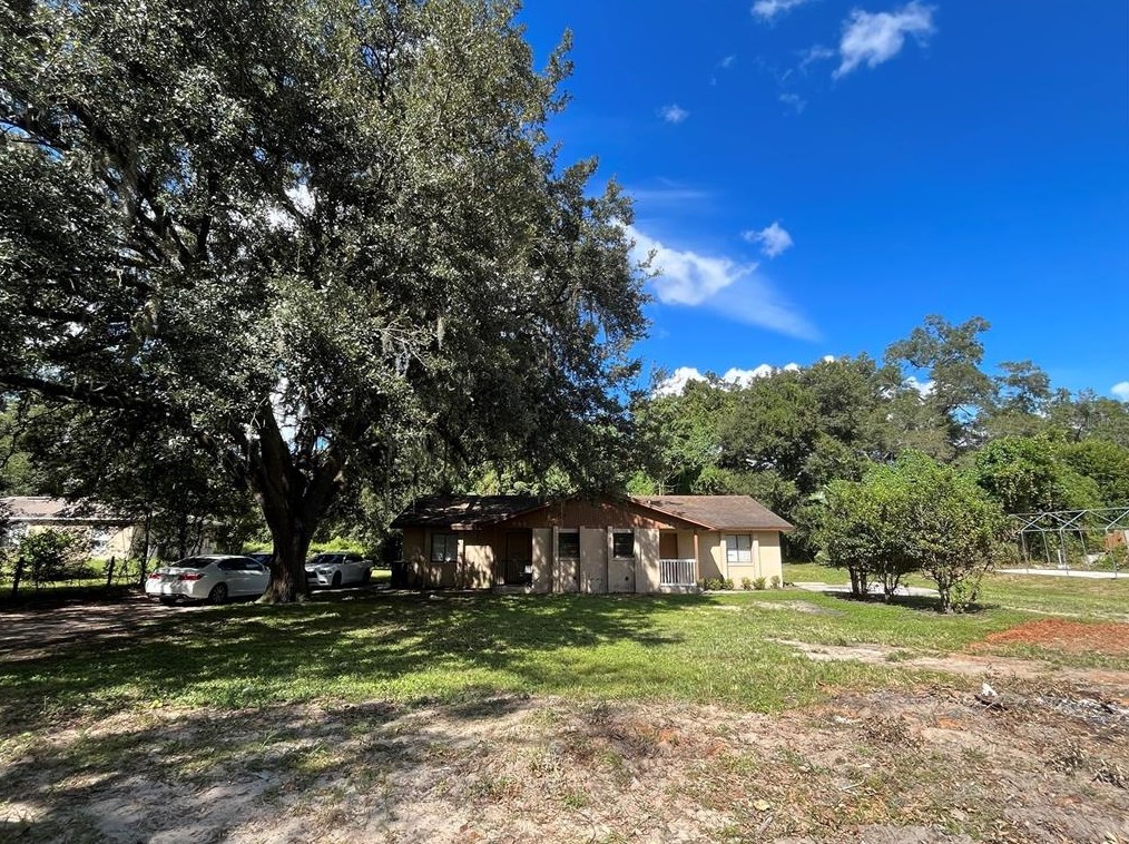 889 E Lisa Ln, Apopka, FL 32703