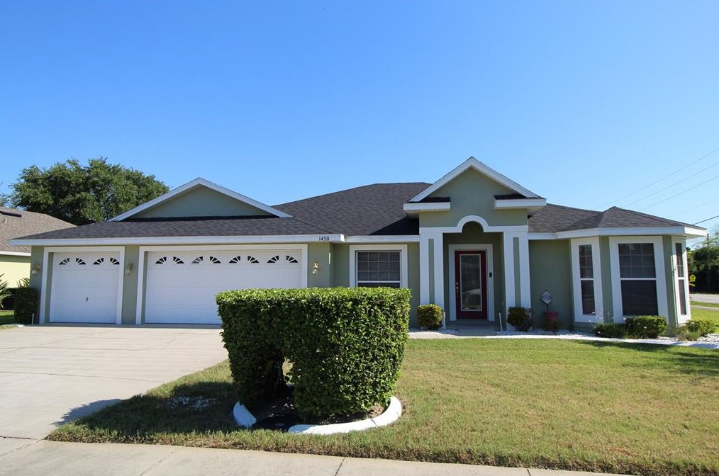 1450 Broken Pine Rd, Deltona, FL 32725-9442