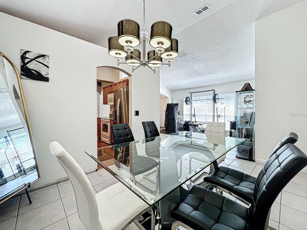 4818 Pierce Arrow Dr, Apopka FL 32712-6039 exterior