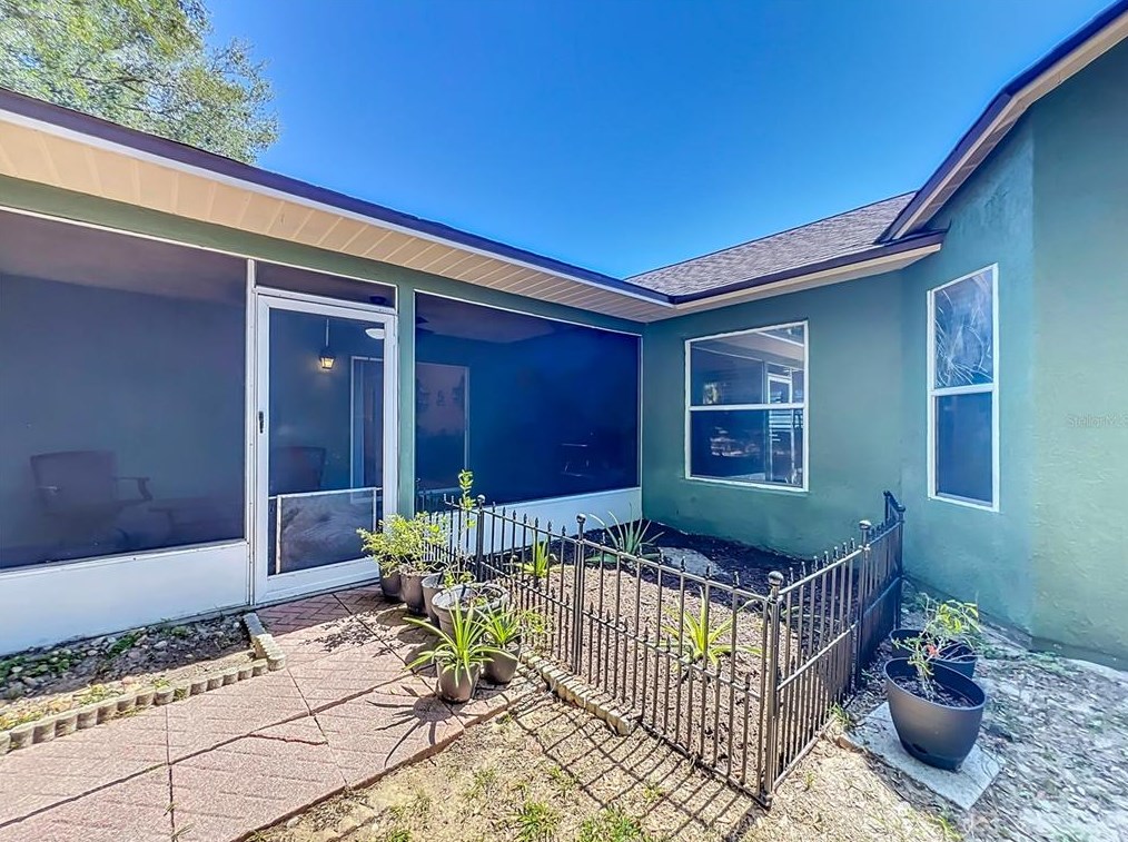 4818 Pierce Arrow Dr, Apopka FL 32712-6039 exterior