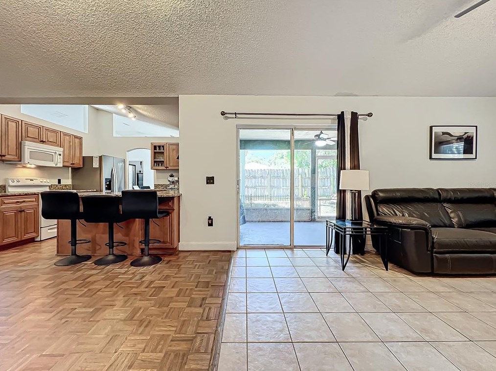 4818 Pierce Arrow Dr, Apopka FL 32712-6039 exterior