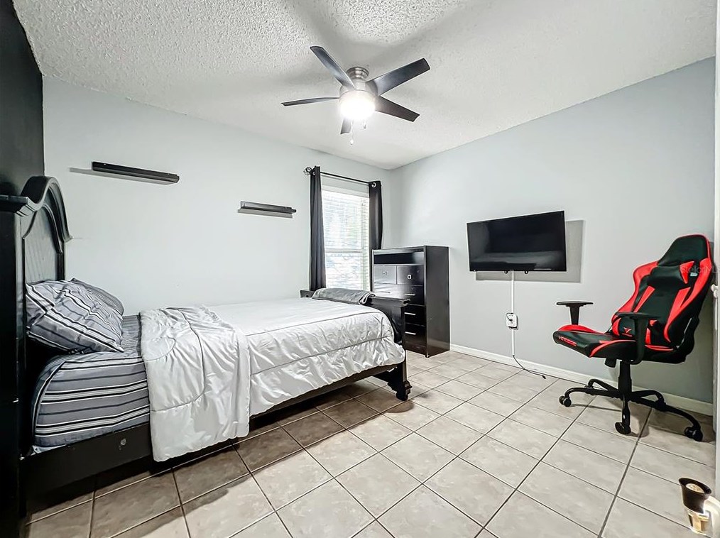 4818 Pierce Arrow Dr, Apopka FL 32712-6039 exterior