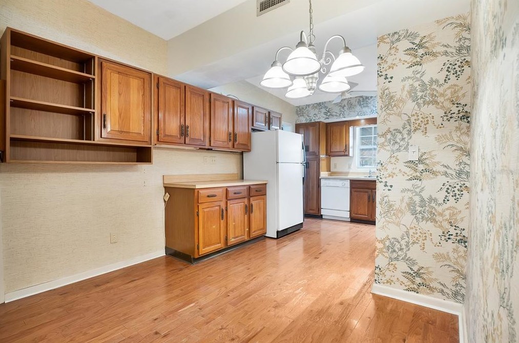 1401 Canberra Ave, Orlando FL  32806-1779 exterior