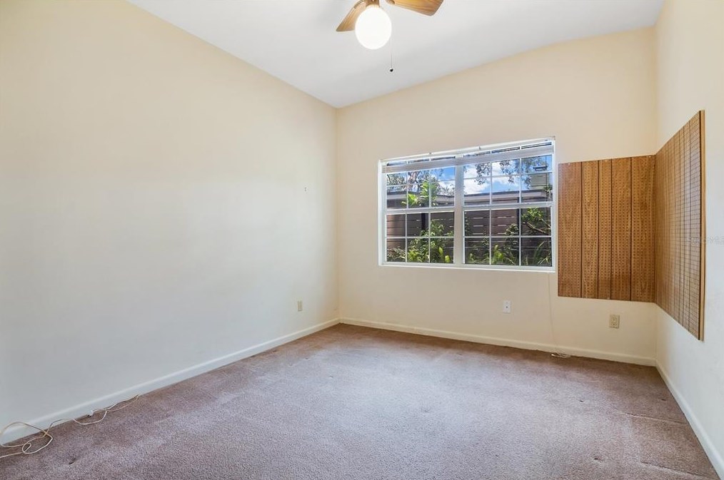 1401 Canberra Ave, Orlando FL  32806-1779 exterior