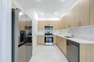 1716 Barton Towne Cir, Saint Cloud, FL 34769 - Photo 20