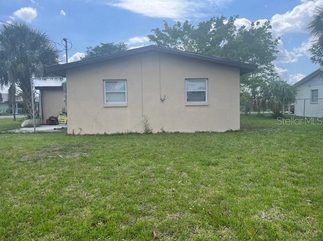 2633 Midway Ave, Fort Myers, FL 33916-5717