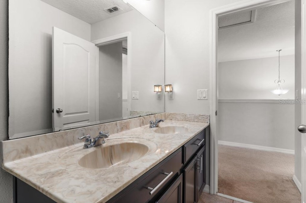 2000 Nations Way, Saint Cloud FL  34769-1821 exterior