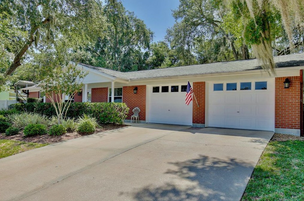 14 Garden Ave, Winter Garden, FL 34787-2318