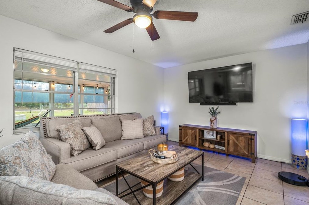 403 Egret St, Sebring FL 33870-8522 exterior