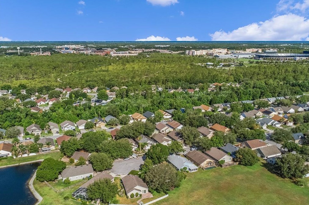 4213 Boca Woods Dr, Orlando FL  32826-2611 exterior