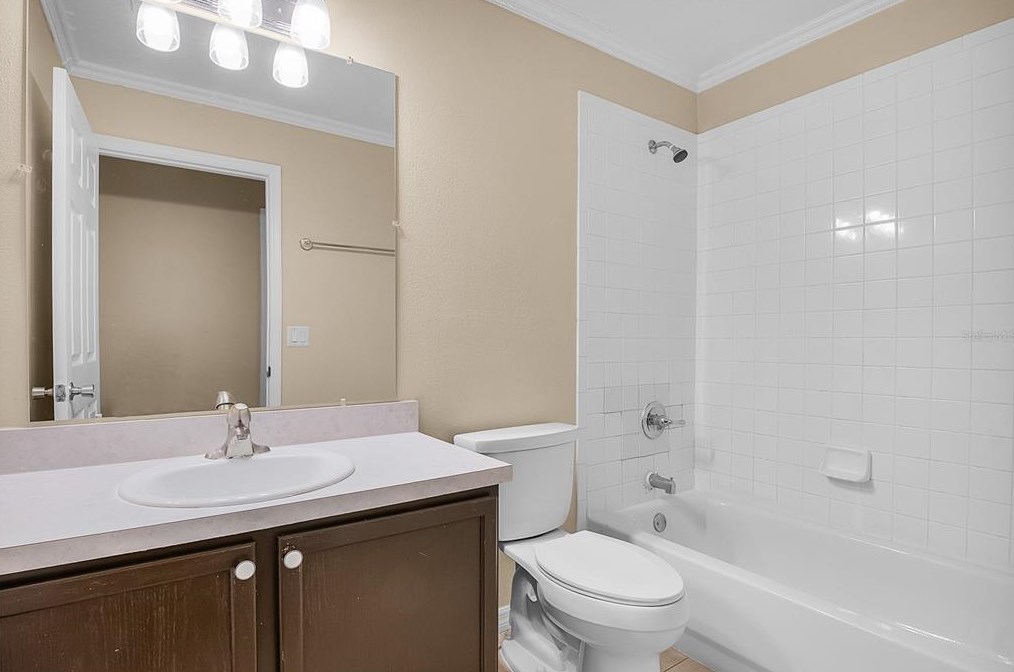 4213 Boca Woods Dr, Orlando FL  32826-2611 exterior