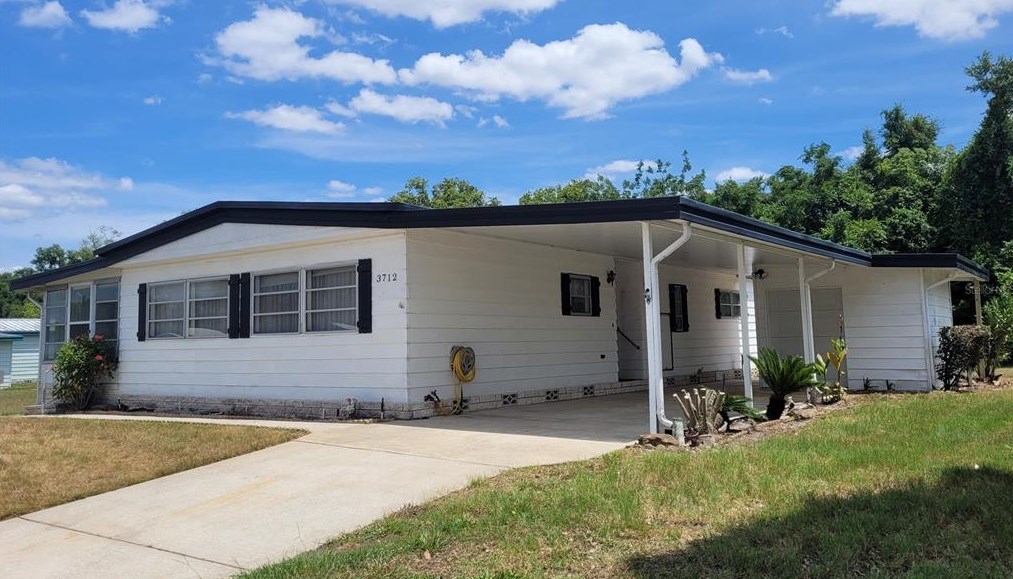 3712 Citrus Cir, Zellwood, FL 32798-9656