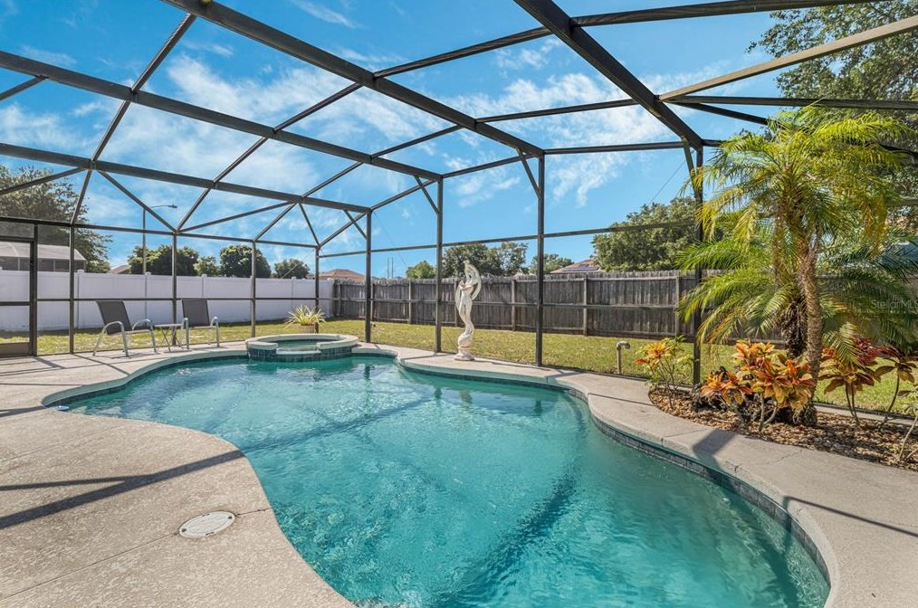 361 Sweetwater Spg St, De Bary FL  32713-4819 exterior