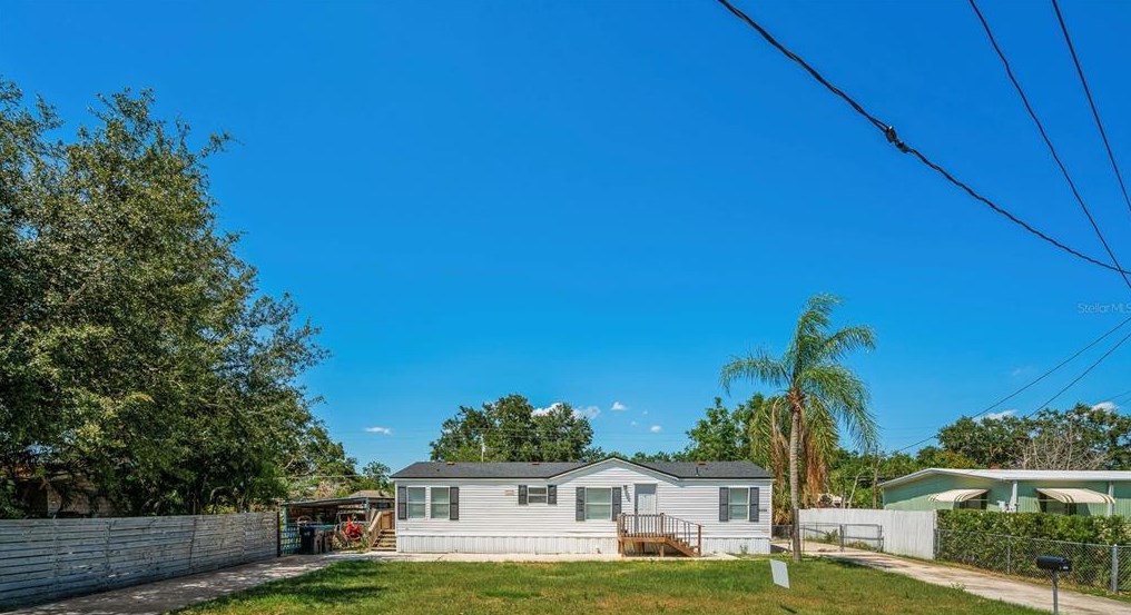 8209 Mount Riga Rd, Orlando, FL 32822