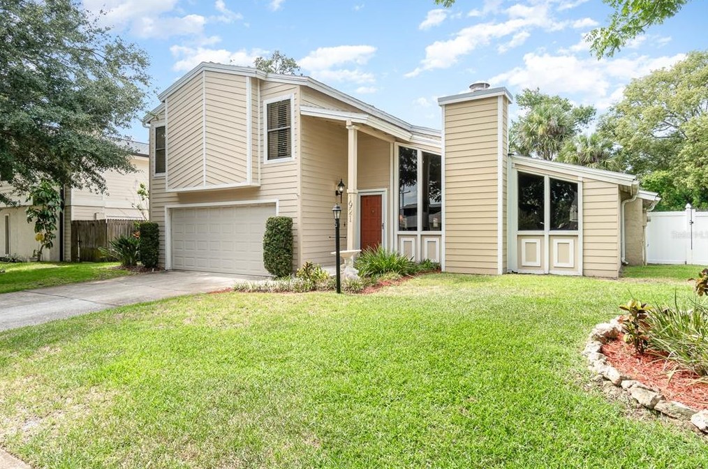 1921 Houndslake Dr, Winter Park, FL 32792
